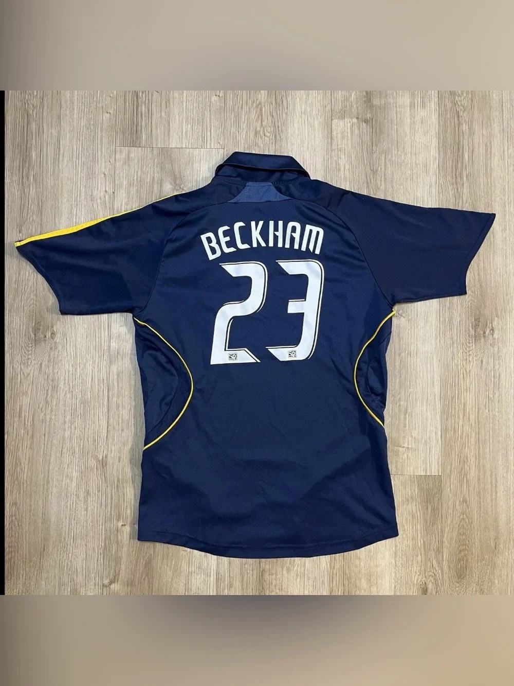 LOS ANGELES GALAXY AWAY SHIRT JERSEY ADIDAS Sz XS MEN 23 BECKHAM